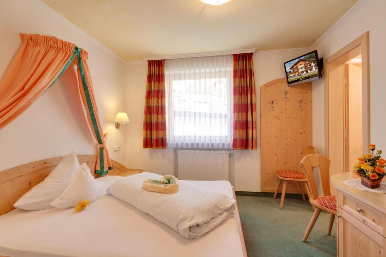 Hotel Theiner Curon Venosta Dış mekan fotoğraf