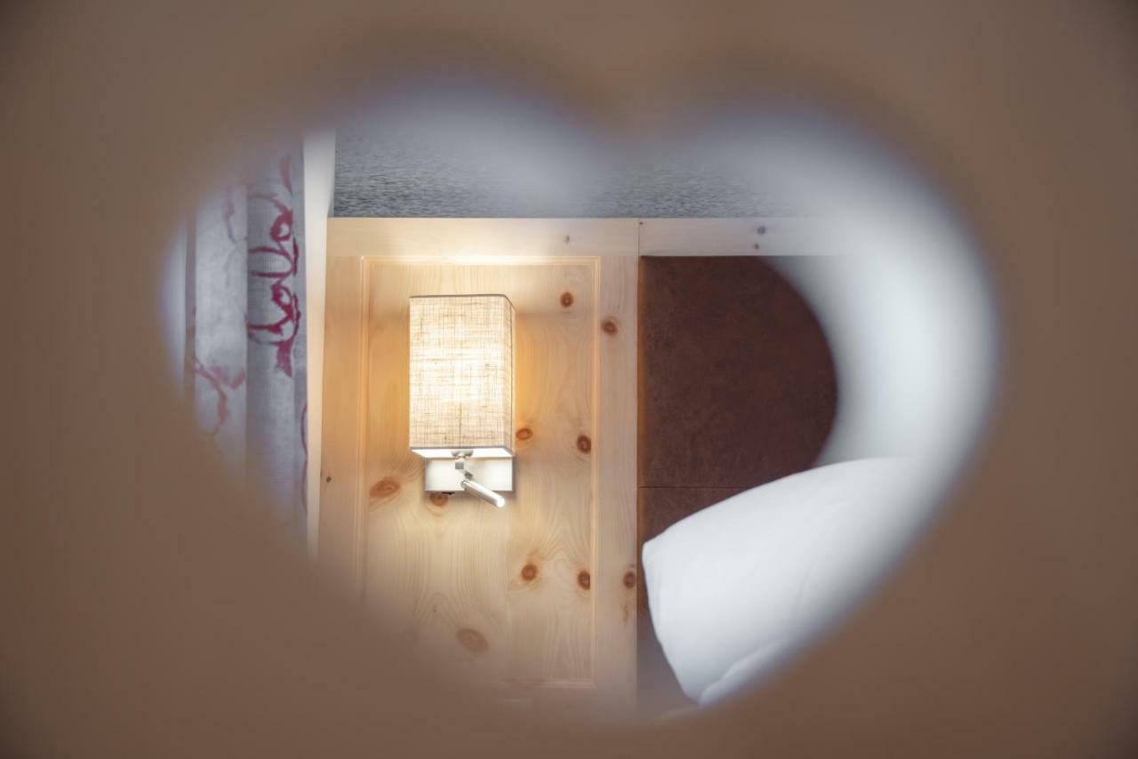 Hotel Theiner Curon Venosta Dış mekan fotoğraf